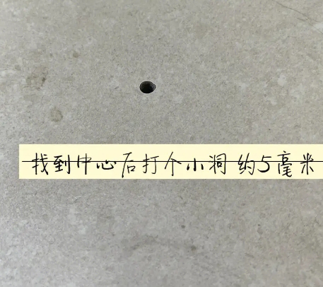 平阳瓷砖空鼓维修公司专业解答在瓷砖铺贴过程中，如果砂料搅拌不均匀，将会带来以下问题
